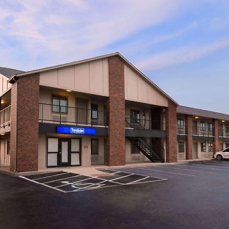 Travelodge By Wyndham Wellington Extérieur photo